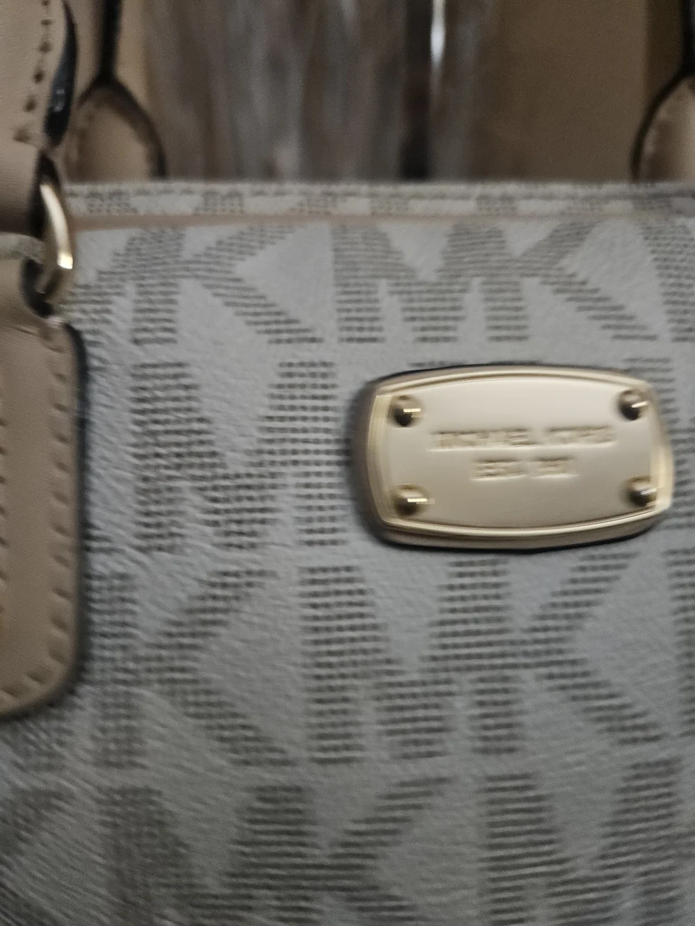 💓💚Womens Michael Kors Beige Logo Lined Handbag Interior - Preowned❤️💘